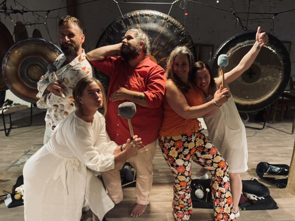 80s pose le morimont